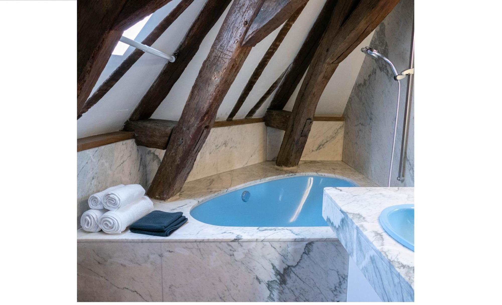 Suite Toussaint - Calme & Authentique Angers Exterior photo